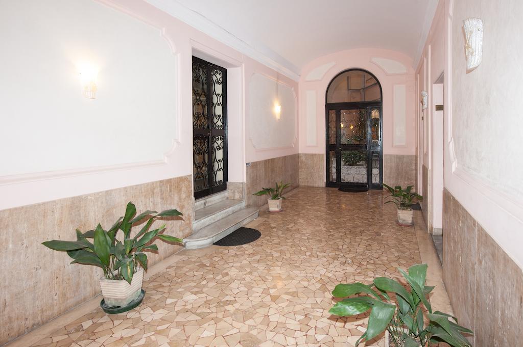 Trinity Guest House Roma Ngoại thất bức ảnh
