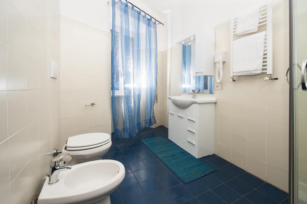 Trinity Guest House Roma Ngoại thất bức ảnh