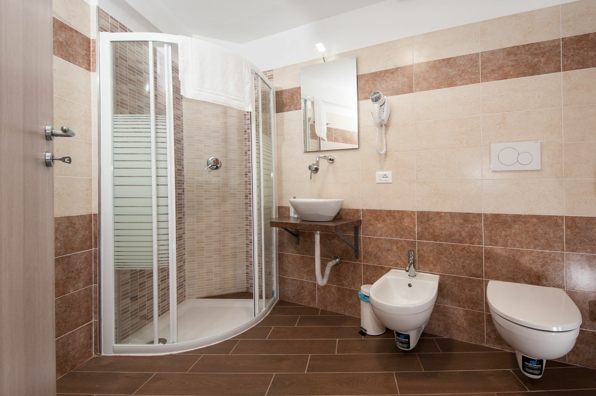 Trinity Guest House Roma Ngoại thất bức ảnh