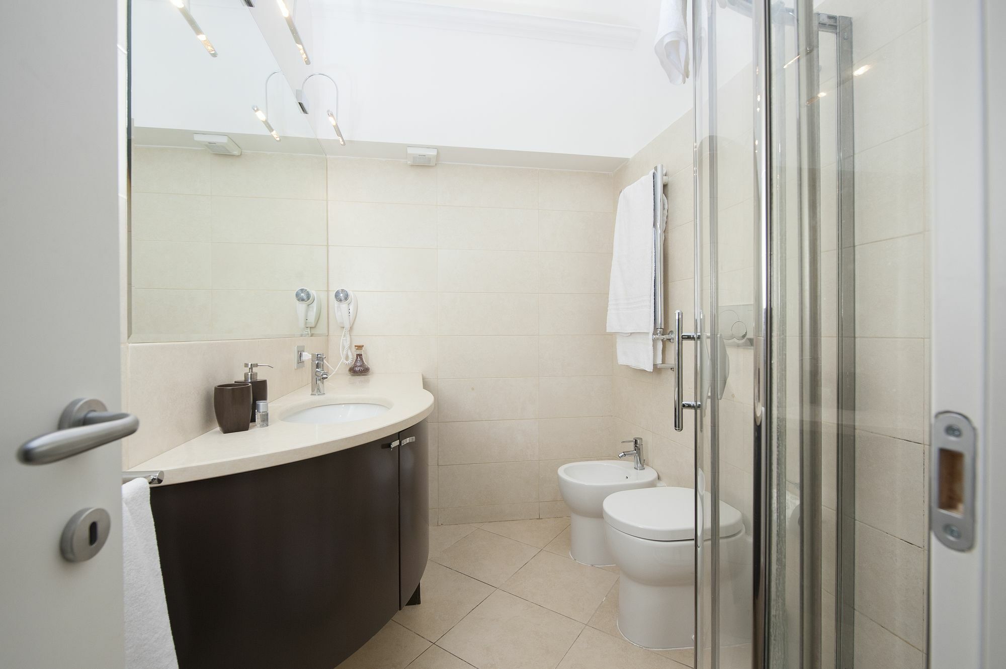 Trinity Guest House Roma Ngoại thất bức ảnh